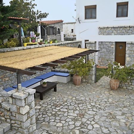 MalvaziosVillas Gythio Esterno foto