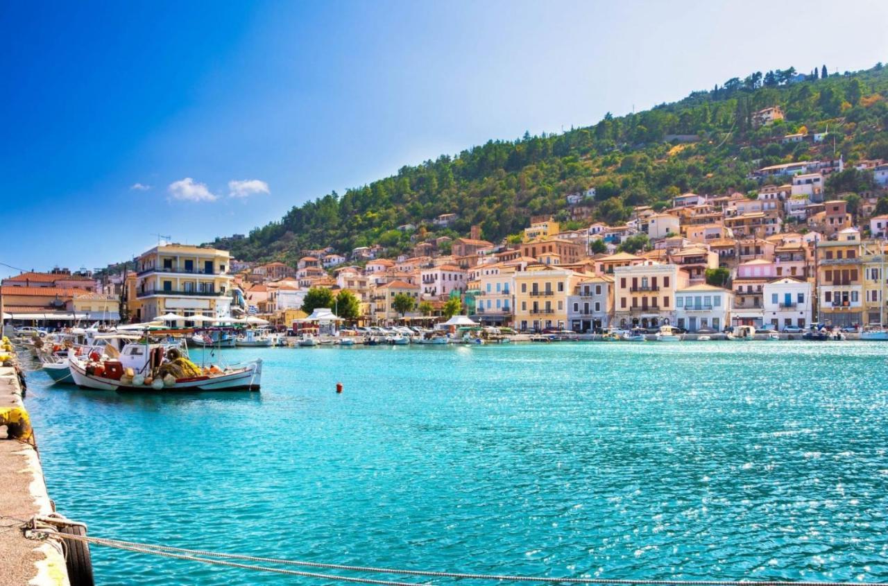 MalvaziosVillas Gythio Esterno foto