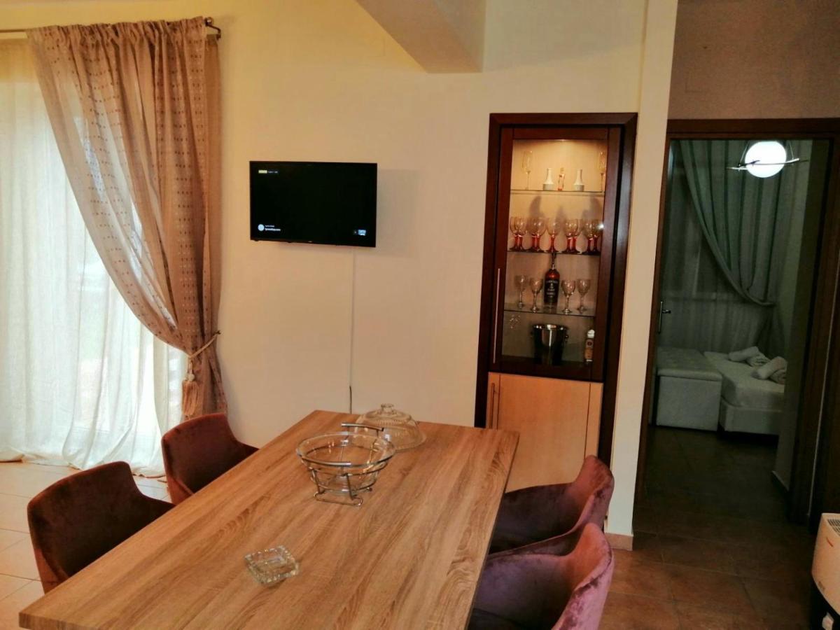 MalvaziosVillas Gythio Esterno foto